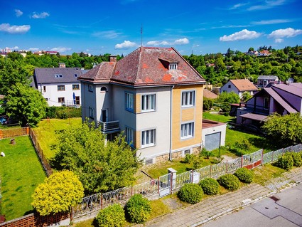 Prodej rodinného domu 210m², pozemek 436 m², Jihlava - Kalvárie - Fotka 1